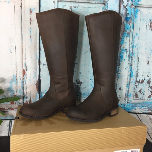 UGG Shoes - UGG Seldon leather boots